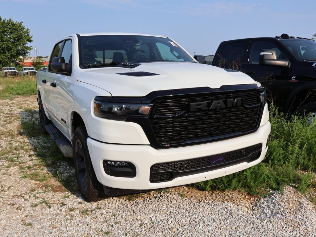 New 2026 RAM 1500 Express AWD/4WD image 9