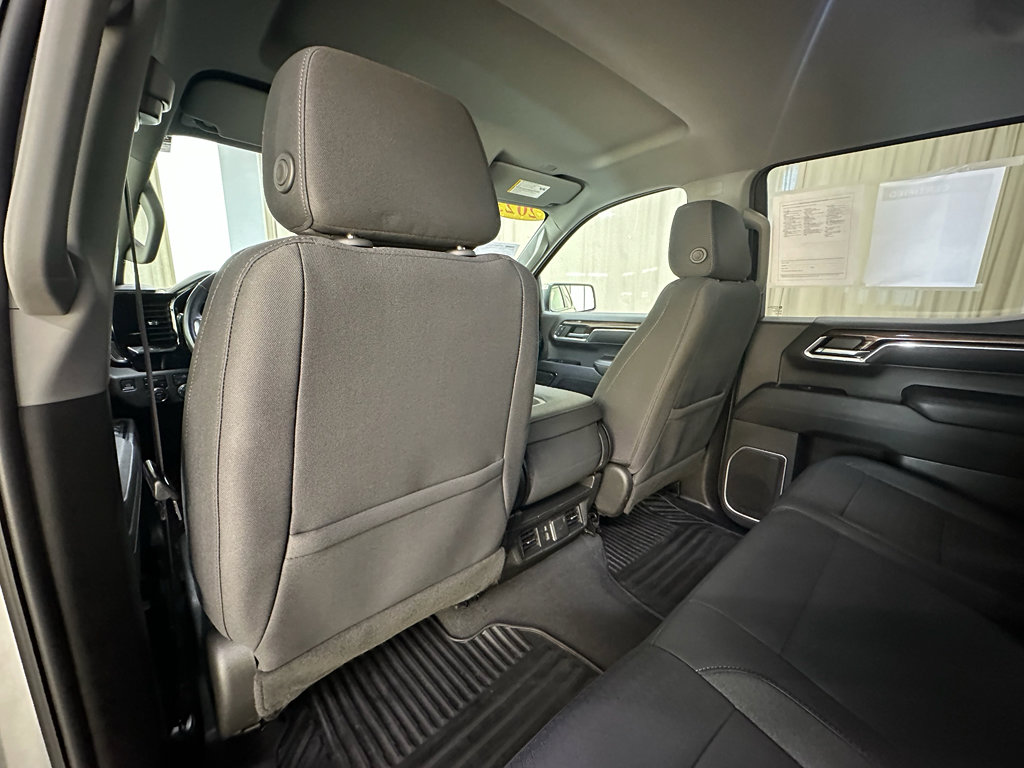 Certified 2023 Chevrolet Silverado 1500 LT AWD/4WD image 25
