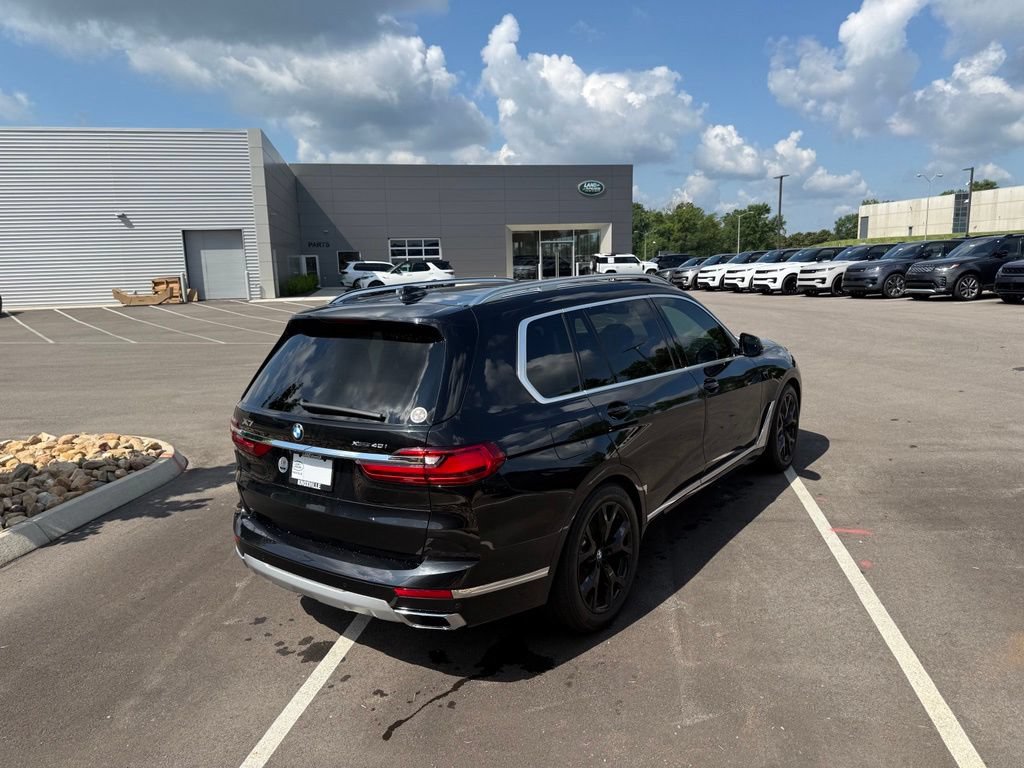 Used 2022 BMW X7 xDrive40i w/ Premium Package AWD/4WD image 7