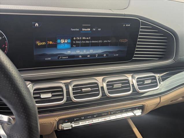 Used 2025 Mercedes-Benz GLS 580 4MATIC image 7