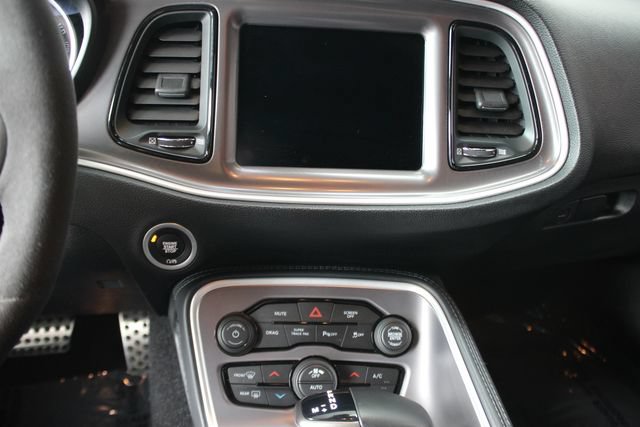 Used 2022 Dodge Challenger R/T Scat Pack w/ Driver Convenience Group RWD image 4