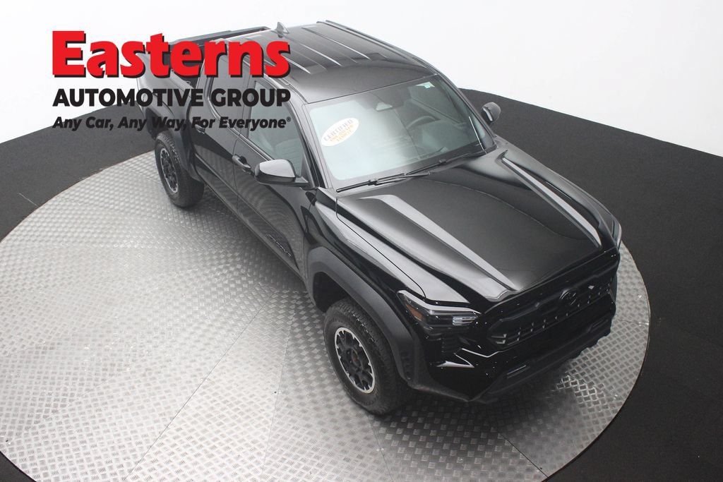 Used 2026 Toyota Tacoma TRD Off-Road AWD/4WD image 3