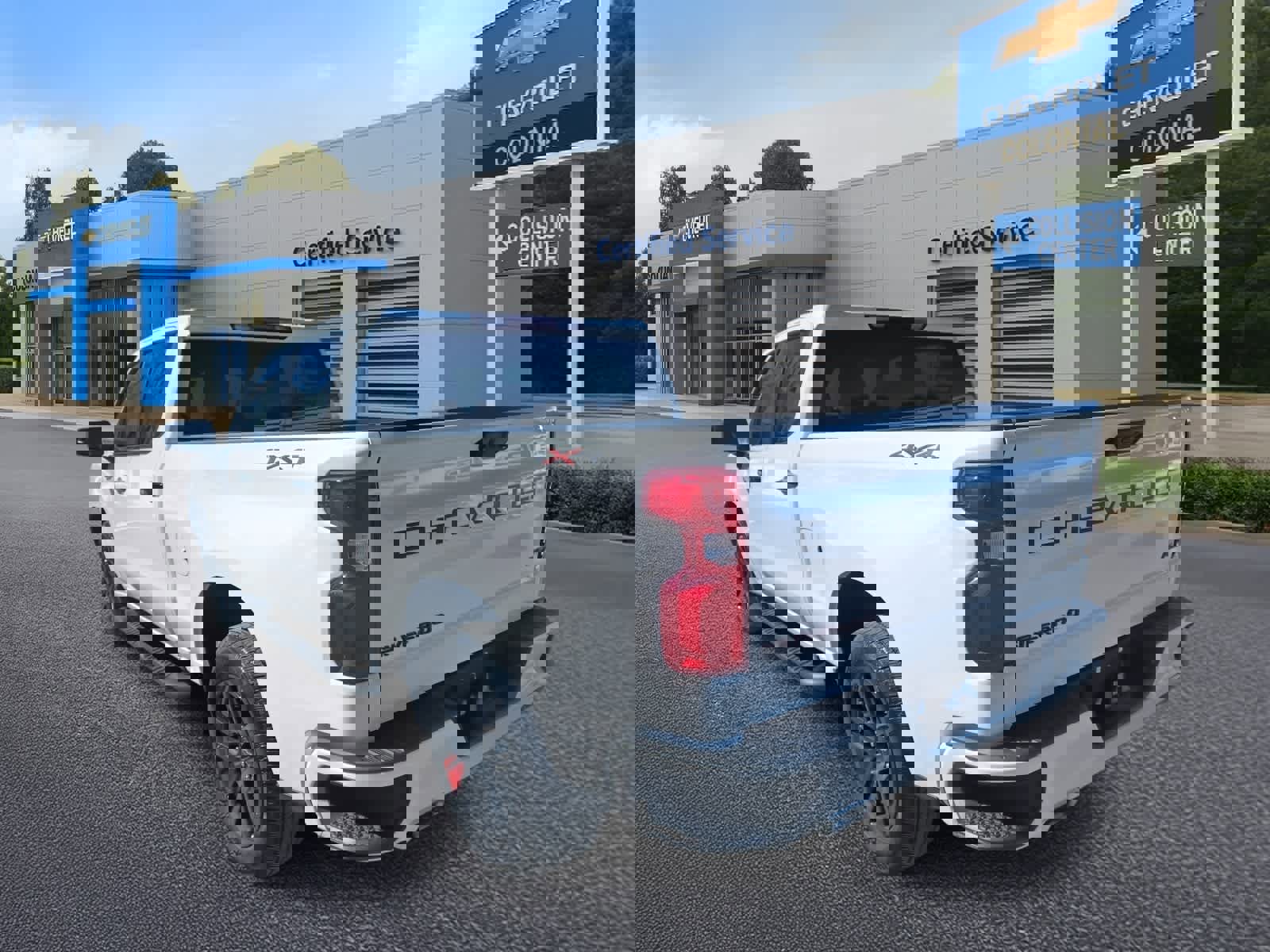 Used 2024 Chevrolet Silverado 1500 RST w/ Redline Edition image 5