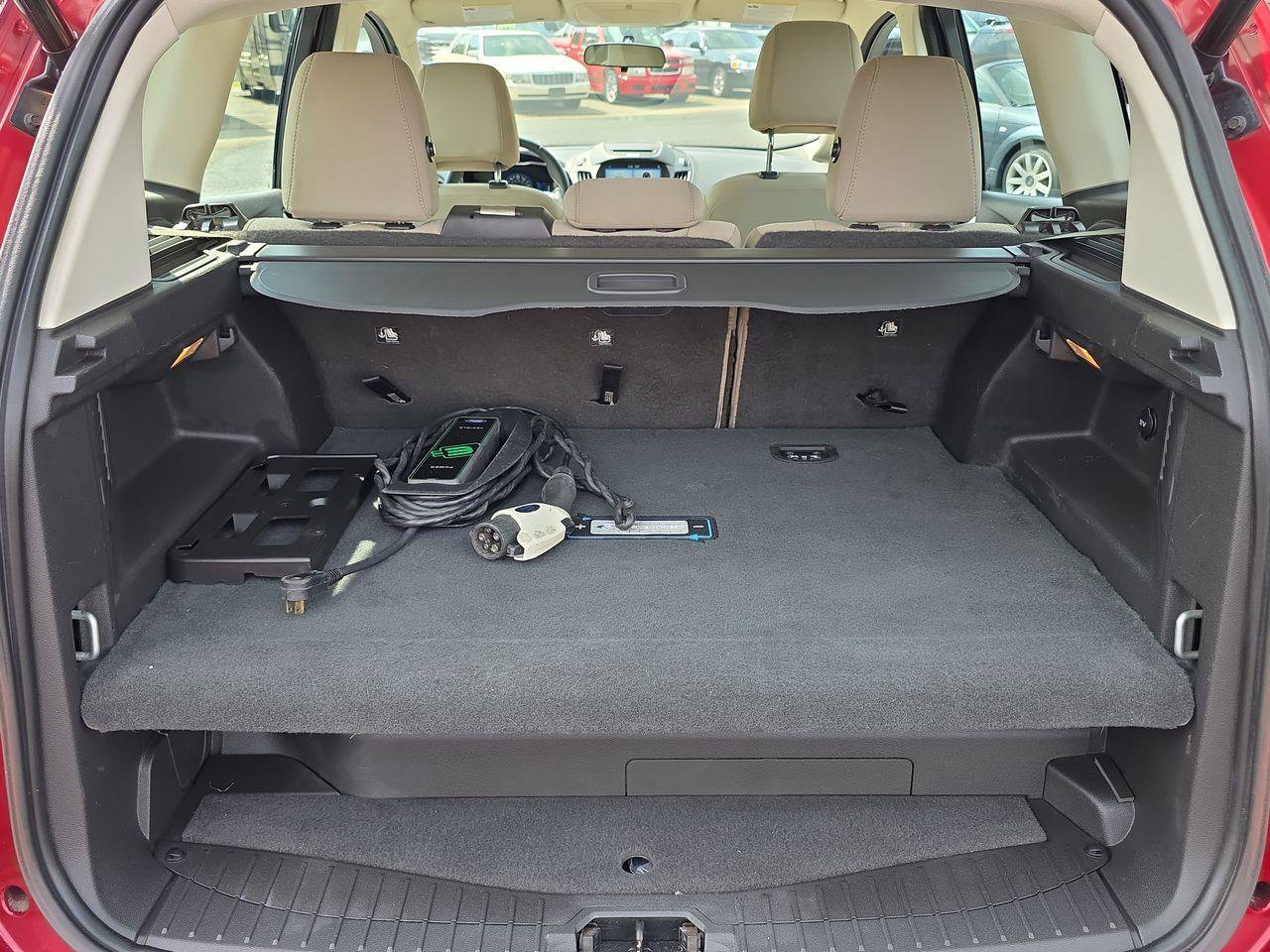 Used 2017 Ford C-MAX Energi SE w/ Equipment Group 401A image 15