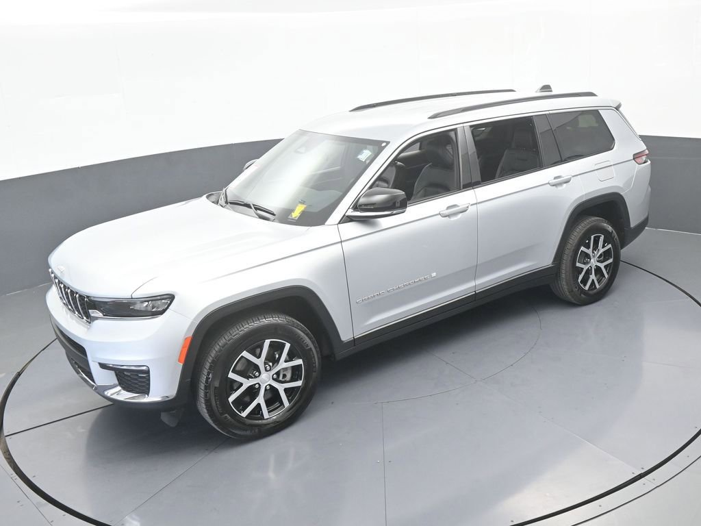 Used 2025 Jeep Grand Cherokee L Limited image 48