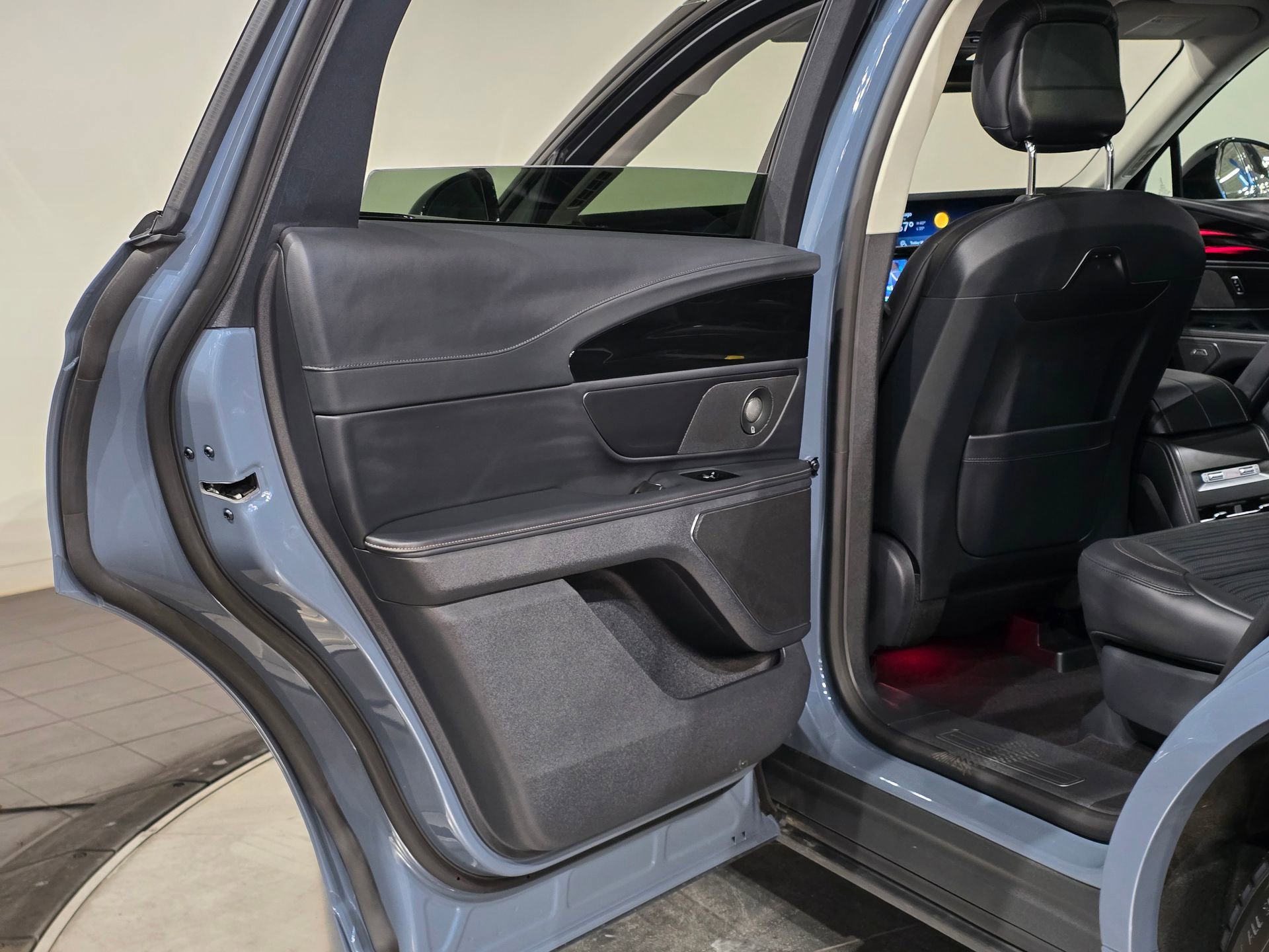 New 2026 Lincoln Nautilus Reserve AWD/4WD image 40