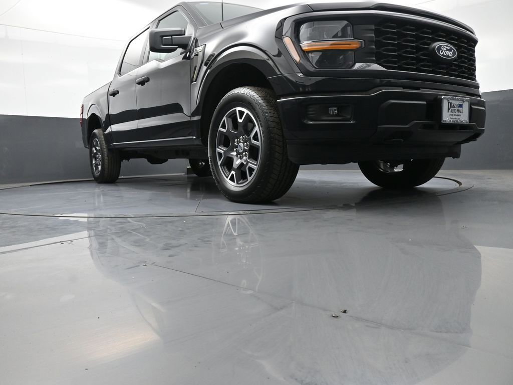 Used 2025 Ford F150 STX w/ Equipment Group 200A AWD/4WD image 27