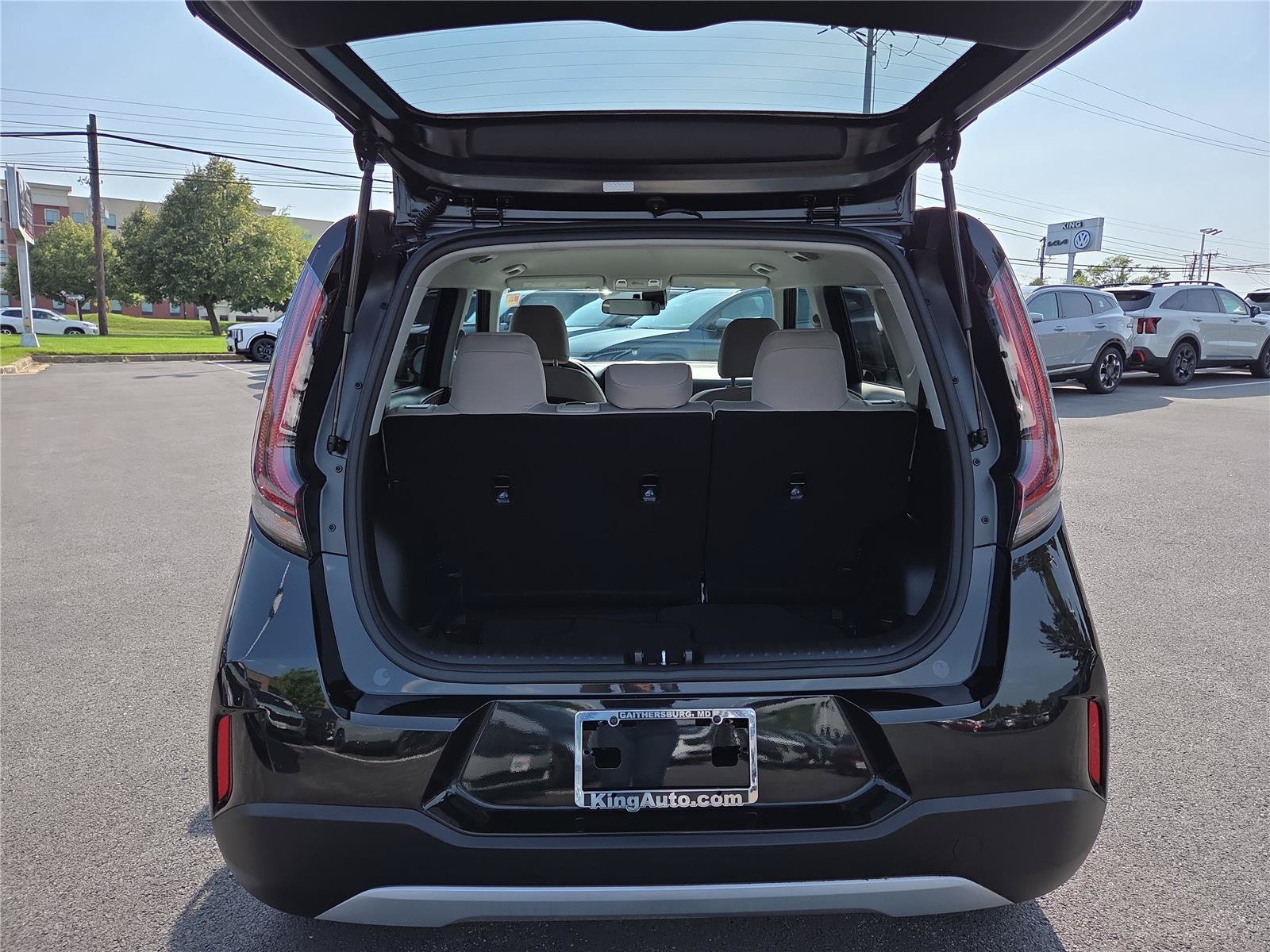 Certified 2024 Kia Soul LX FWD image 5