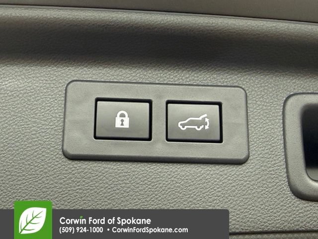 Used 2023 Subaru Forester Limited AWD/4WD image 19