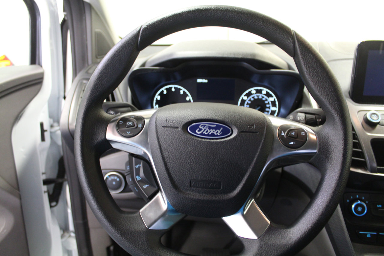 Used 2023 Ford Transit Connect XLT image 8