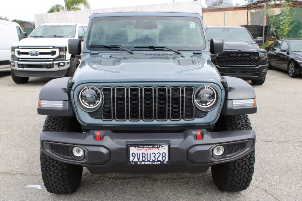 Used 2026 Jeep Wrangler Unlimited Rubicon AWD/4WD image 2
