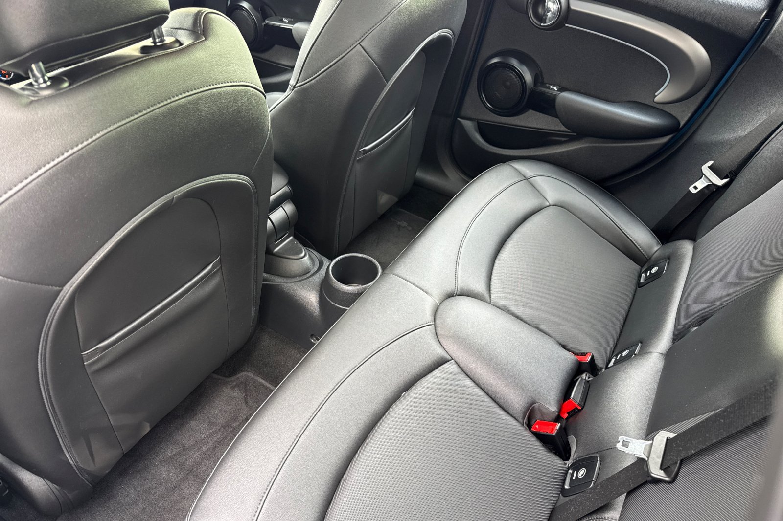 Used 2023 MINI Cooper S FWD image 12
