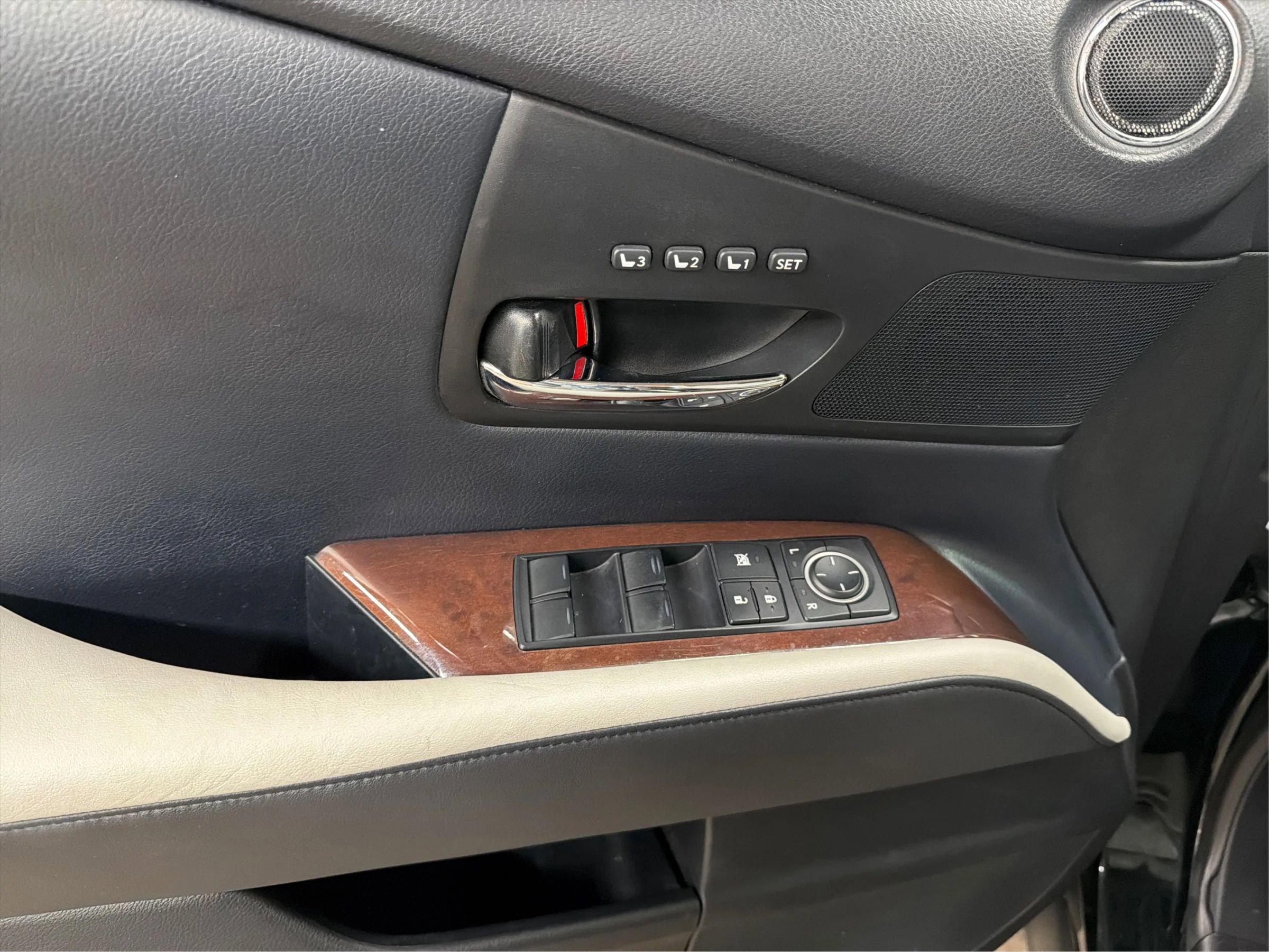 Used 2012 Lexus RX 450h FWD w/ Premium Pkg image 29