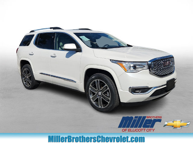 Used 2019 GMC Acadia Denali w/ Technology Package FWD image 1