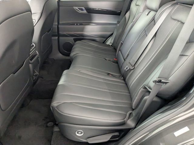 Used 2025 Genesis GV80 2.5T Standard image 27