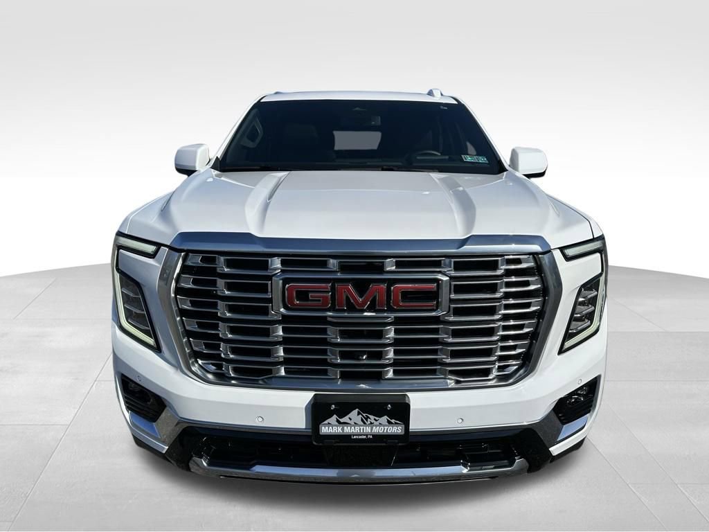 Used 2025 GMC Yukon Denali w/ Sun & Power Step Package image 28