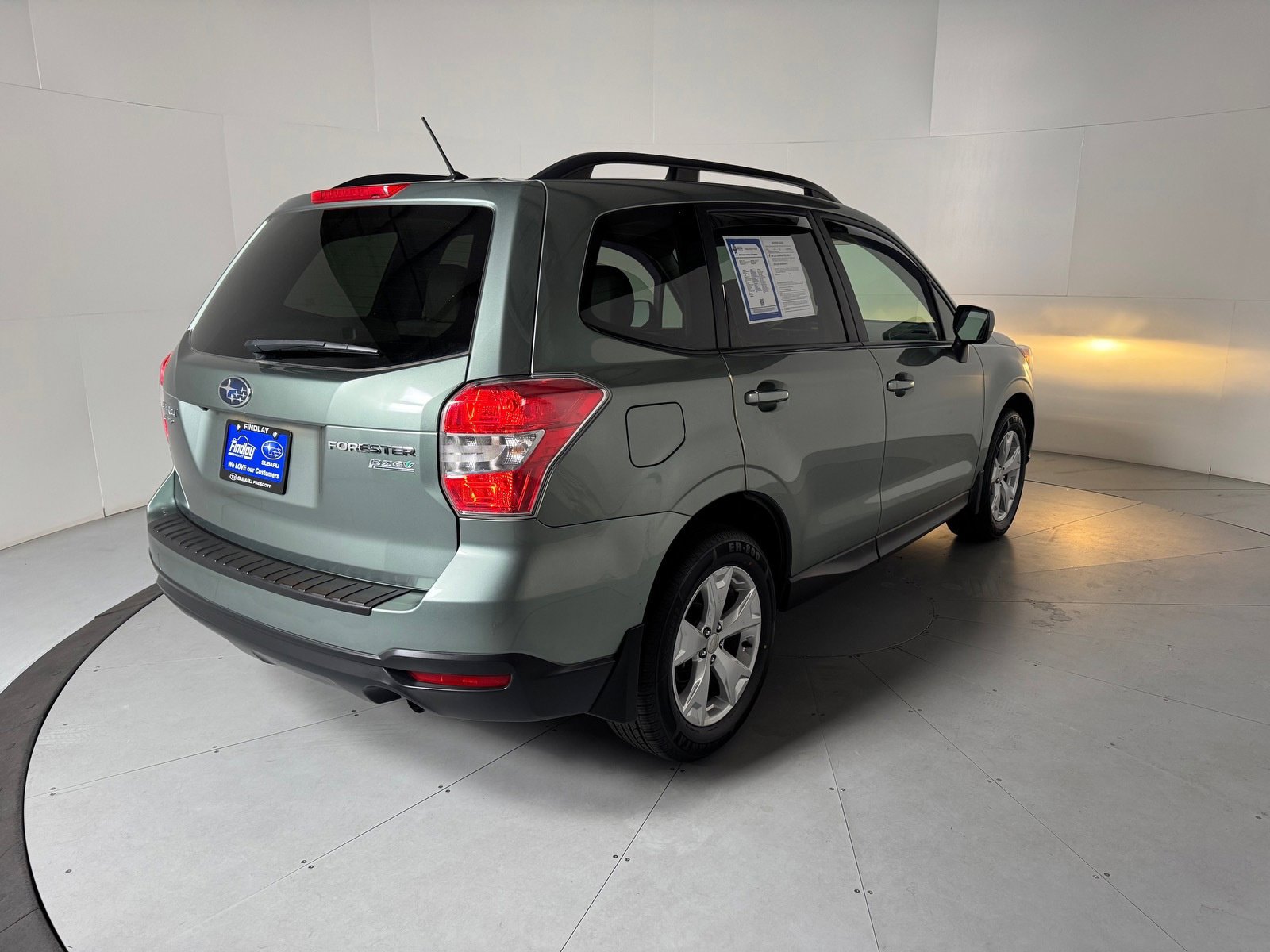 Used 2014 Subaru Forester 2.5i Premium w/ All-Weather Package AWD/4WD image 5