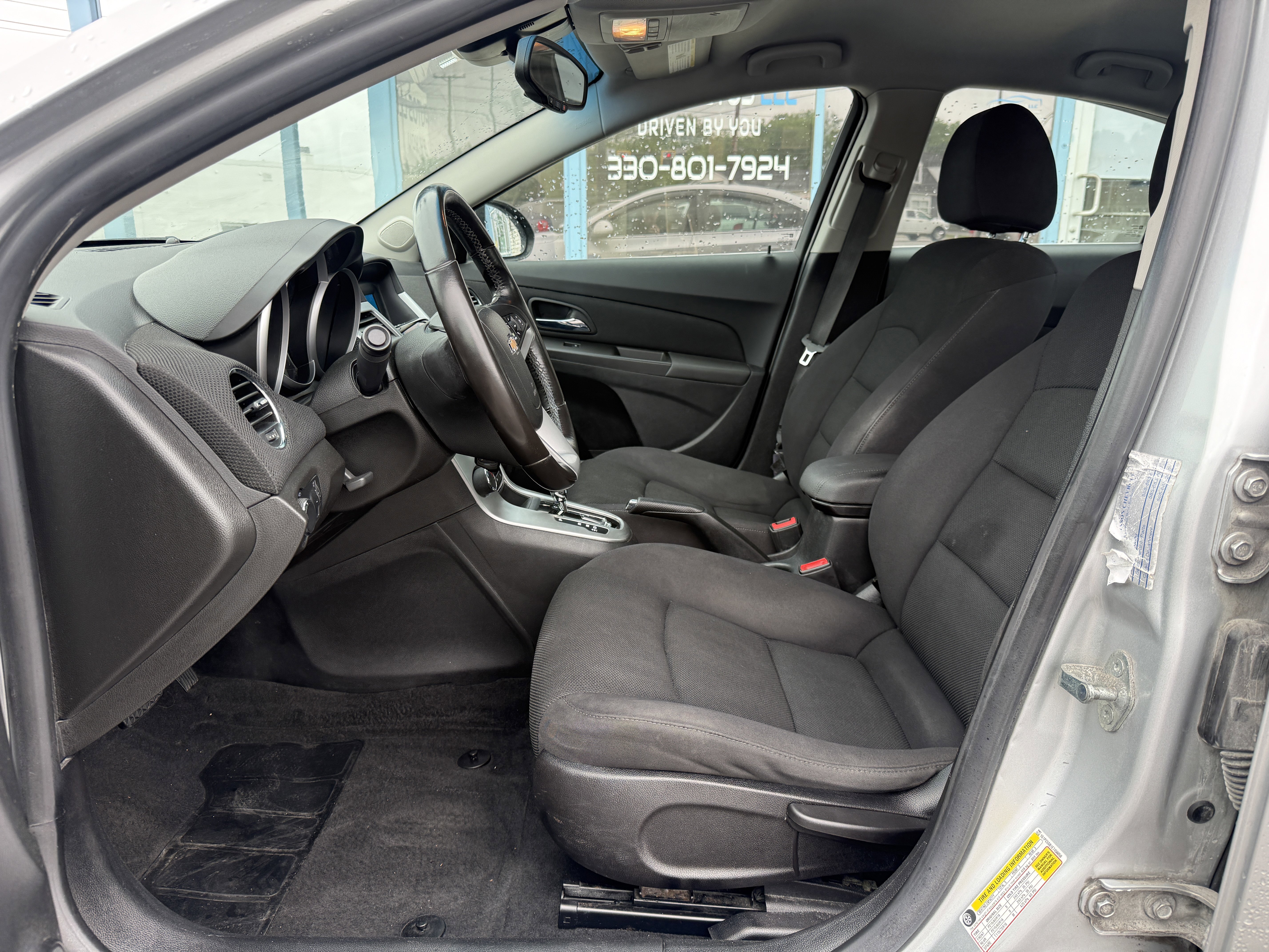 Used 2014 Chevrolet Cruze LT FWD image 11