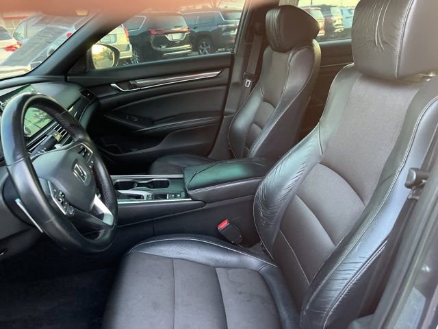 Used 2018 Honda Accord Sport image 8