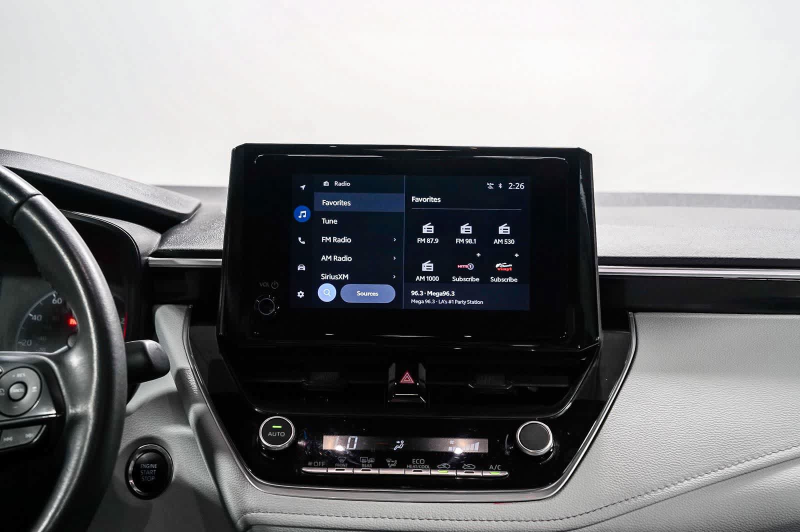 Used 2025 Toyota Corolla SE FWD image 14