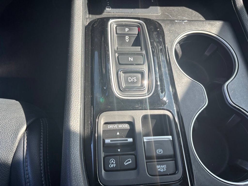 Used 2023 Honda Pilot Touring image 12