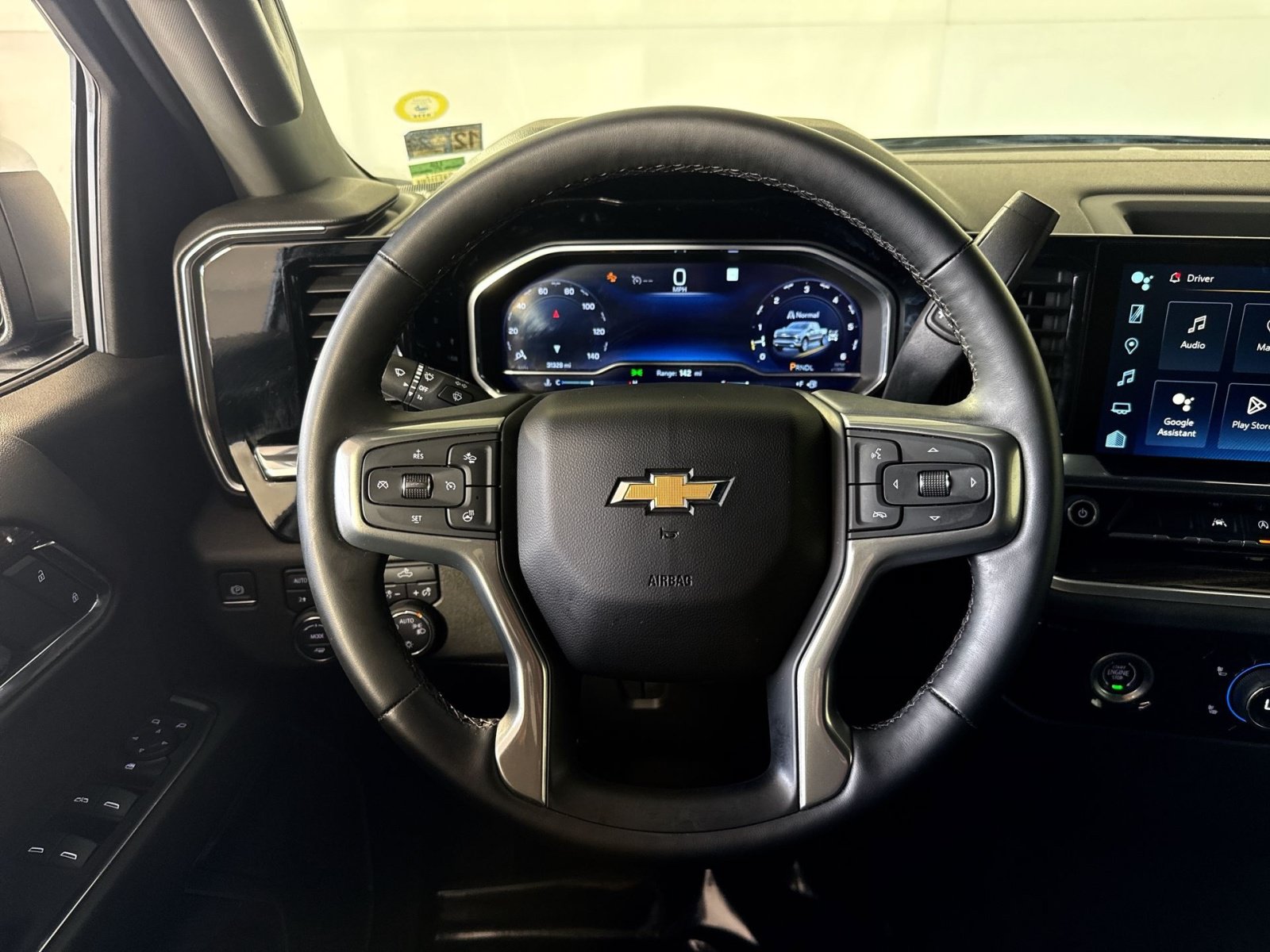 Used 2023 Chevrolet Silverado 1500 LT AWD/4WD image 16