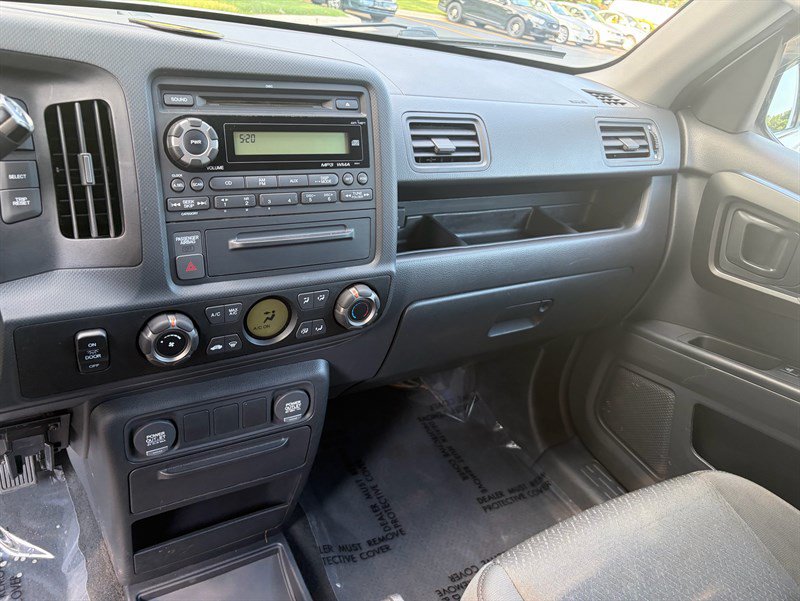 Used 2014 Honda Ridgeline Sport image 33
