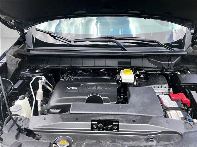 Used 2022 Nissan Pathfinder SV FWD image 11