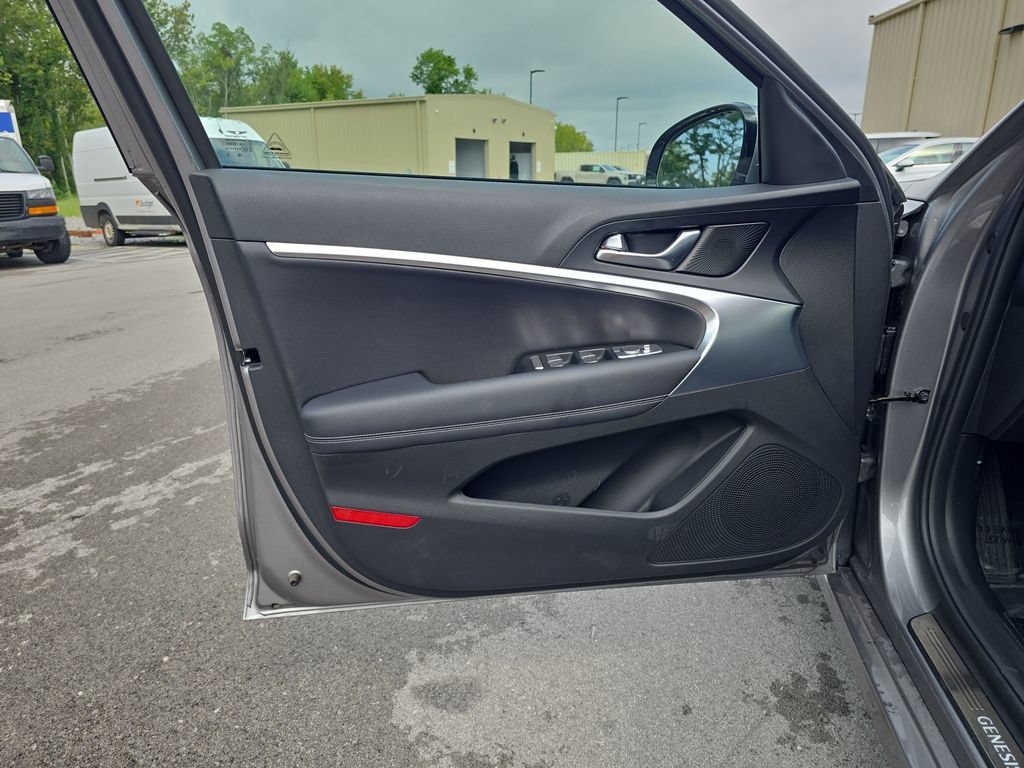 Used 2026 Genesis G70 2.5T AWD/4WD image 12