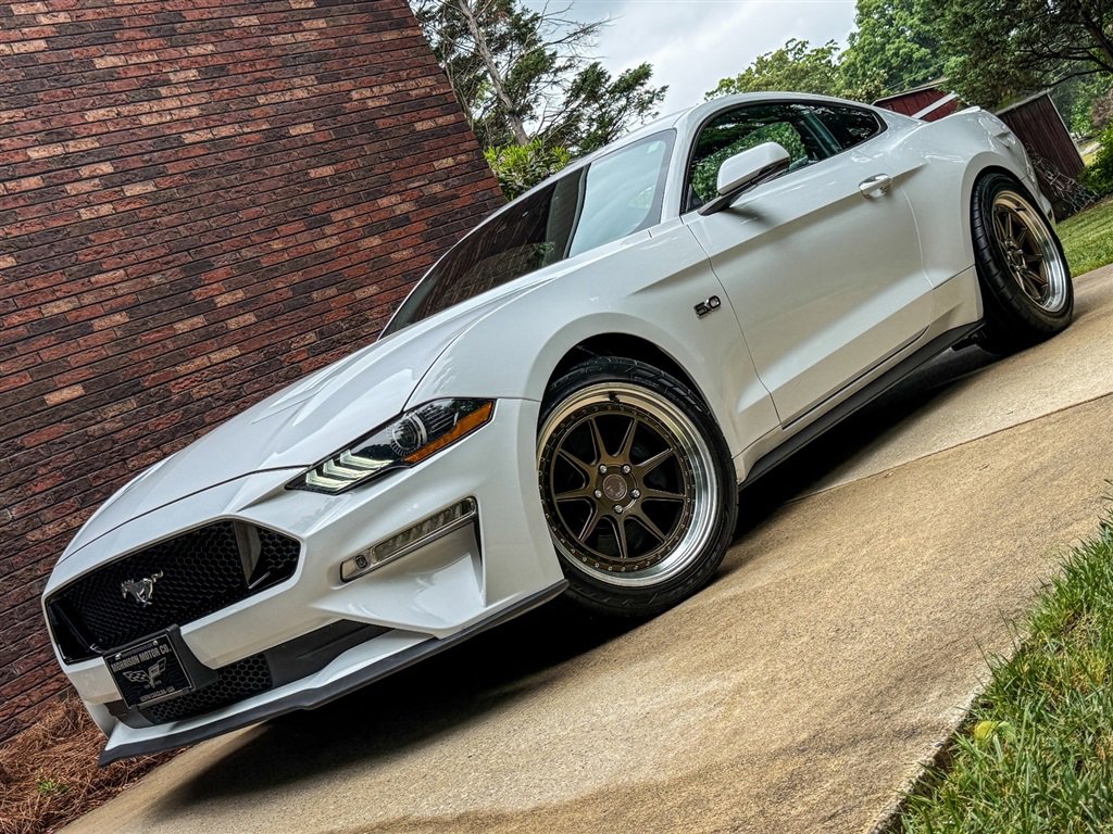 Used 2023 Ford Mustang GT Premium w/ Equipment Group 401A RWD image 3