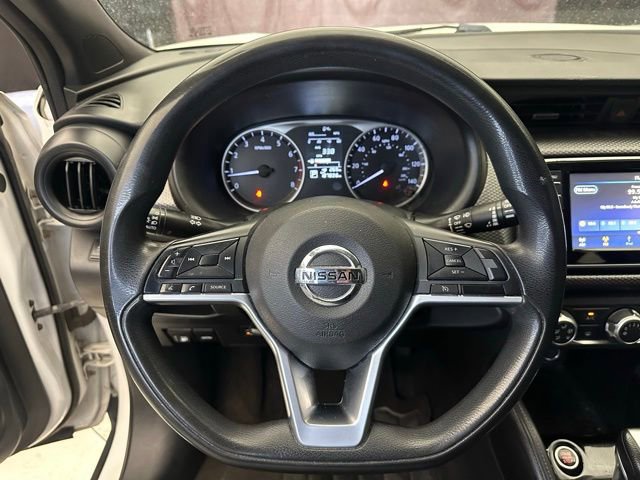 Used 2018 Nissan Kicks S FWD image 25