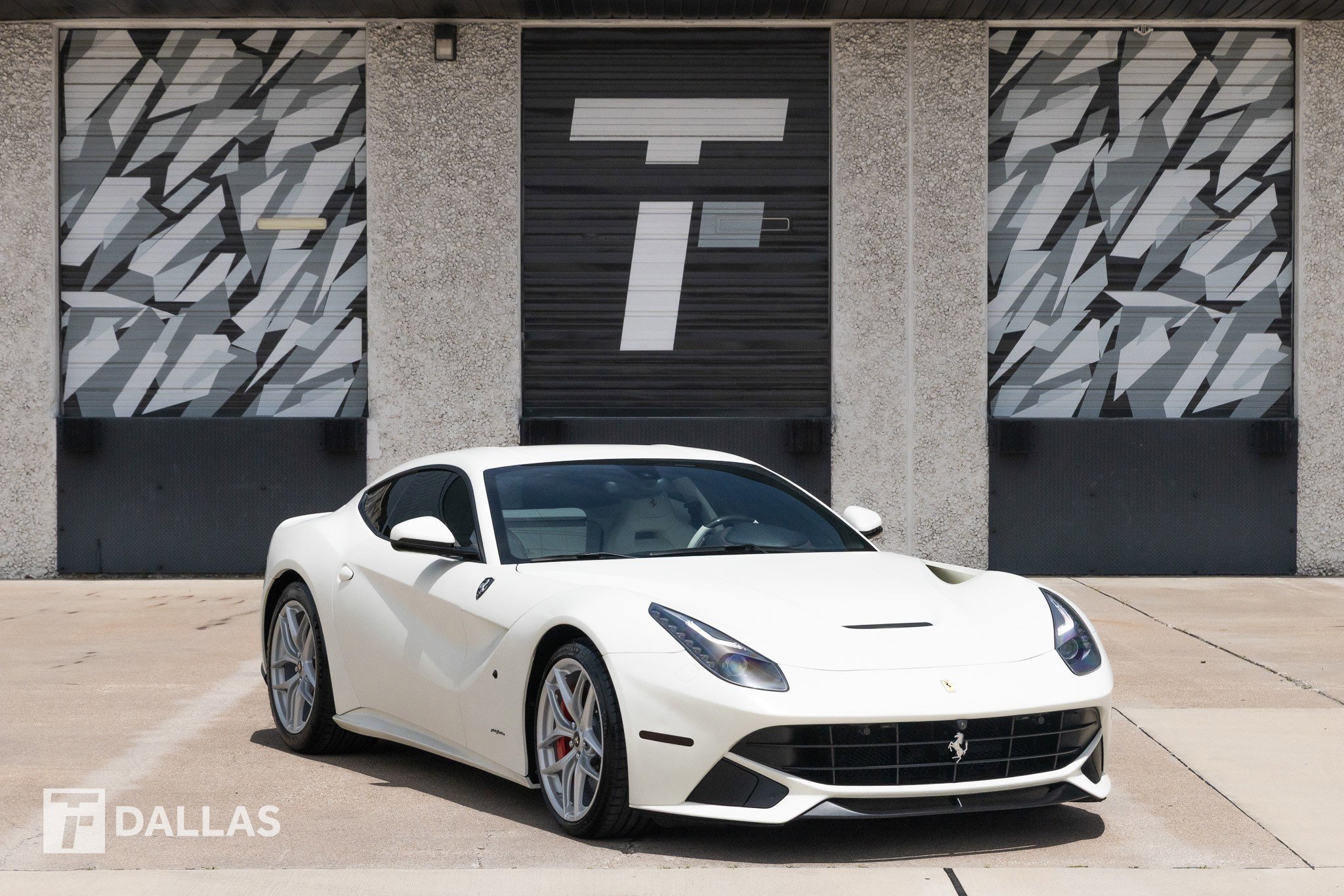 Used 2014 Ferrari F12 Berlinetta image 1