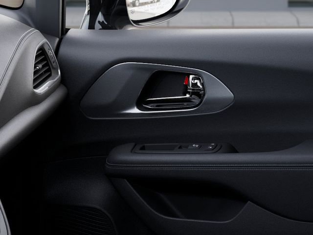 New 2026 Chrysler Pacifica Limited image 25