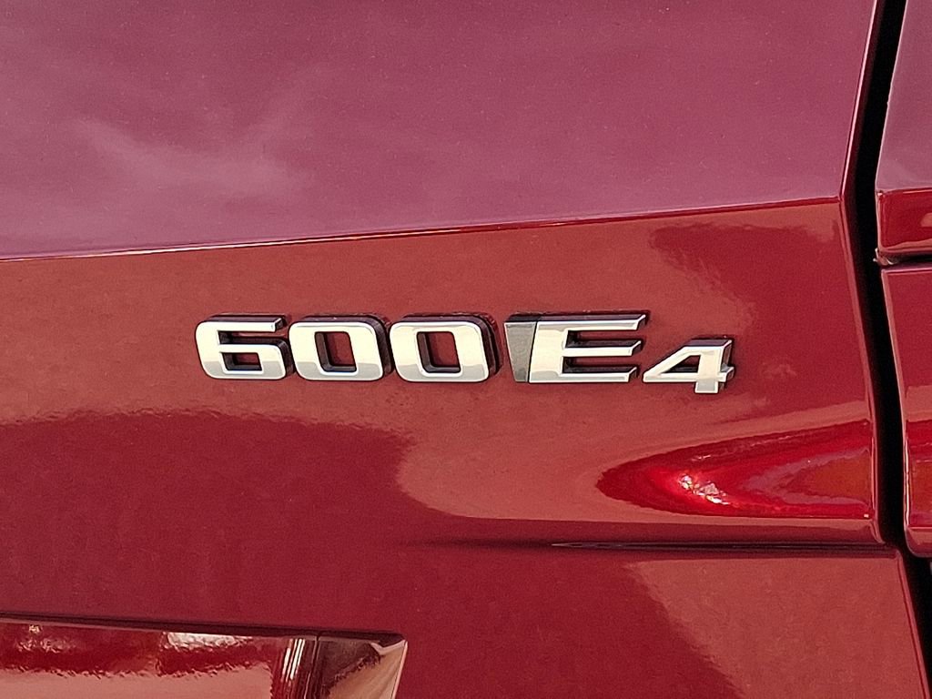 Used 2024 Cadillac Lyriq Luxury AWD/4WD image 33