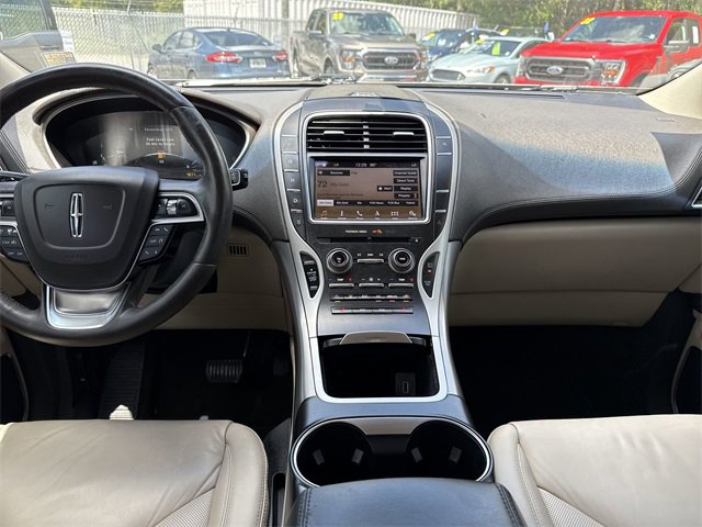 Used 2019 Lincoln Nautilus Select w/ Class II Trailer Tow Package image 19