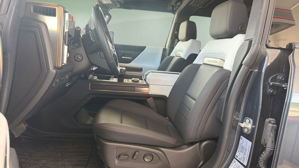 Used 2025 GMC Hummer EV 3X AWD/4WD image 17