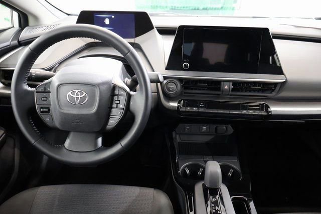 Used 2024 Toyota Prius LE image 14