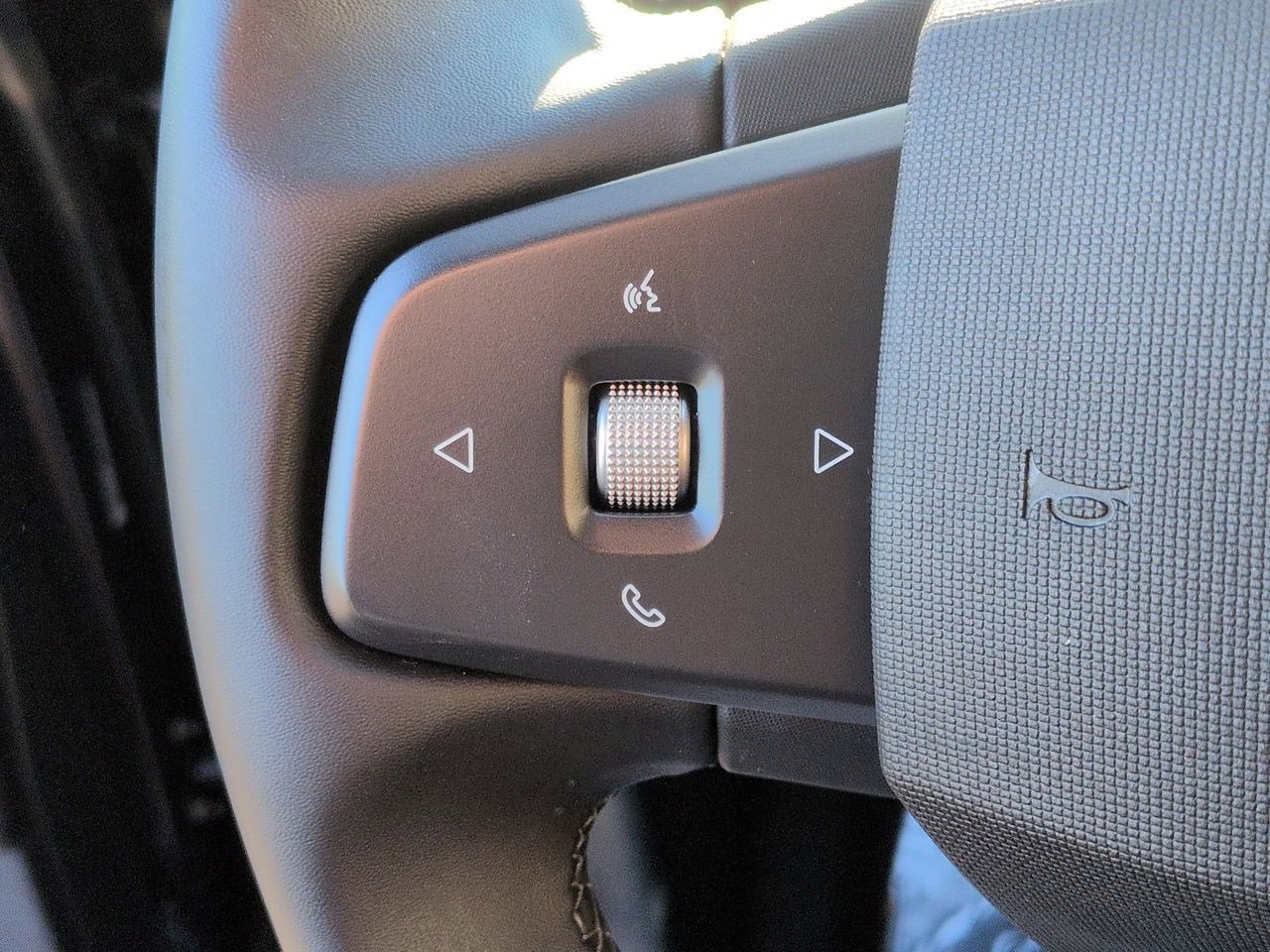 Used 2023 Fisker Ocean Ultra image 11