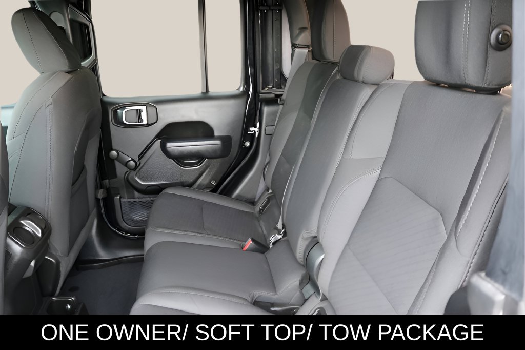 Used 2023 Jeep Gladiator Sport AWD/4WD image 14
