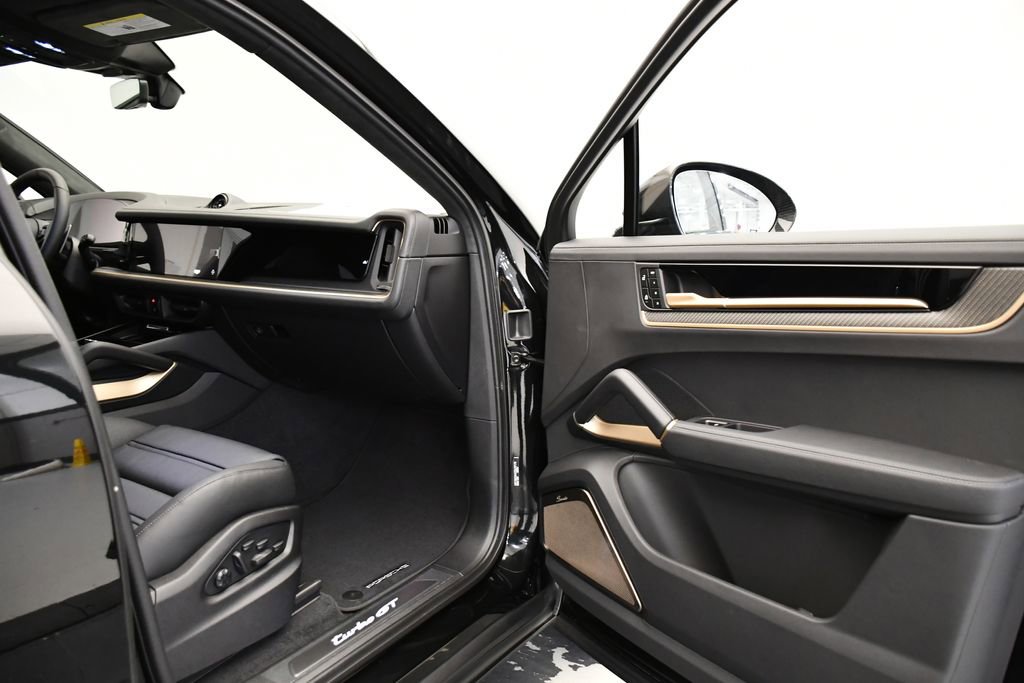 New 2026 Porsche Cayenne Turbo GT AWD/4WD image 49