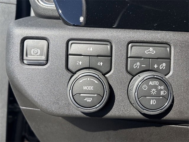 New 2026 Chevrolet Silverado 2500 LT image 18