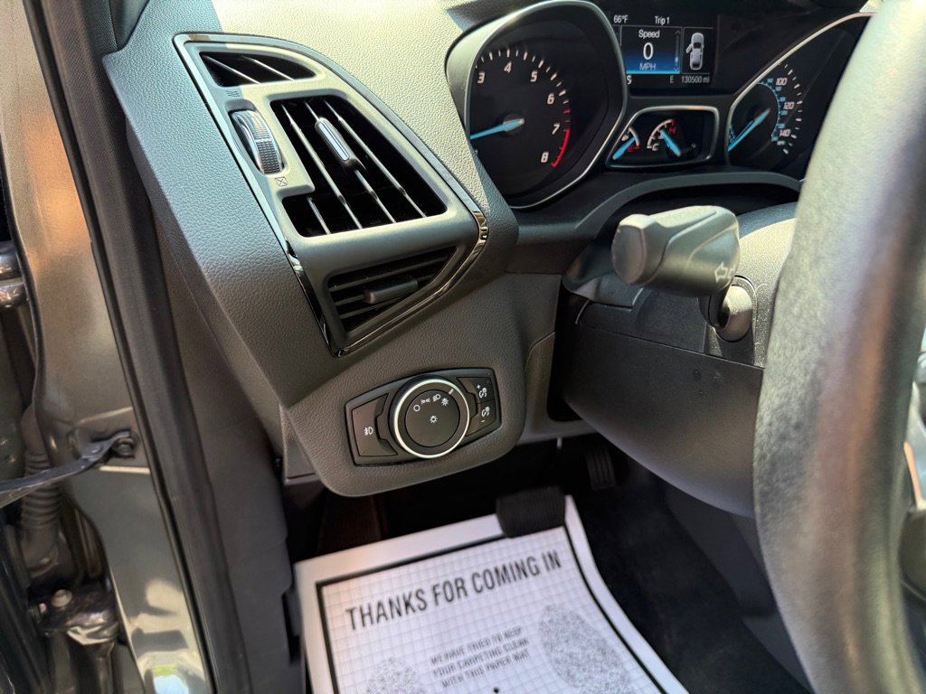 Used 2015 Ford Escape Titanium image 45