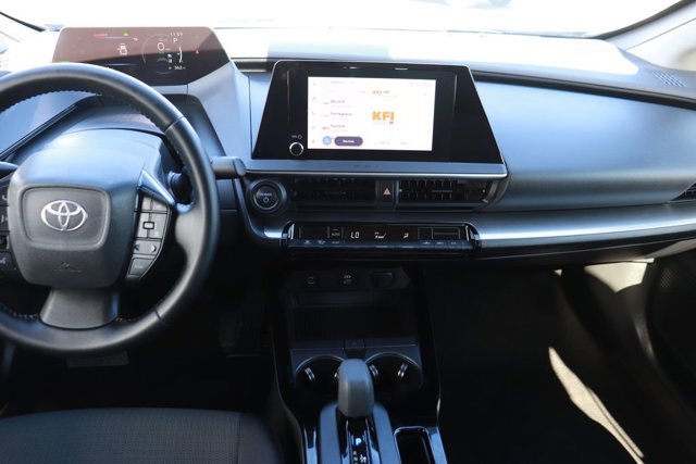 Used 2025 Toyota Prius LE image 13