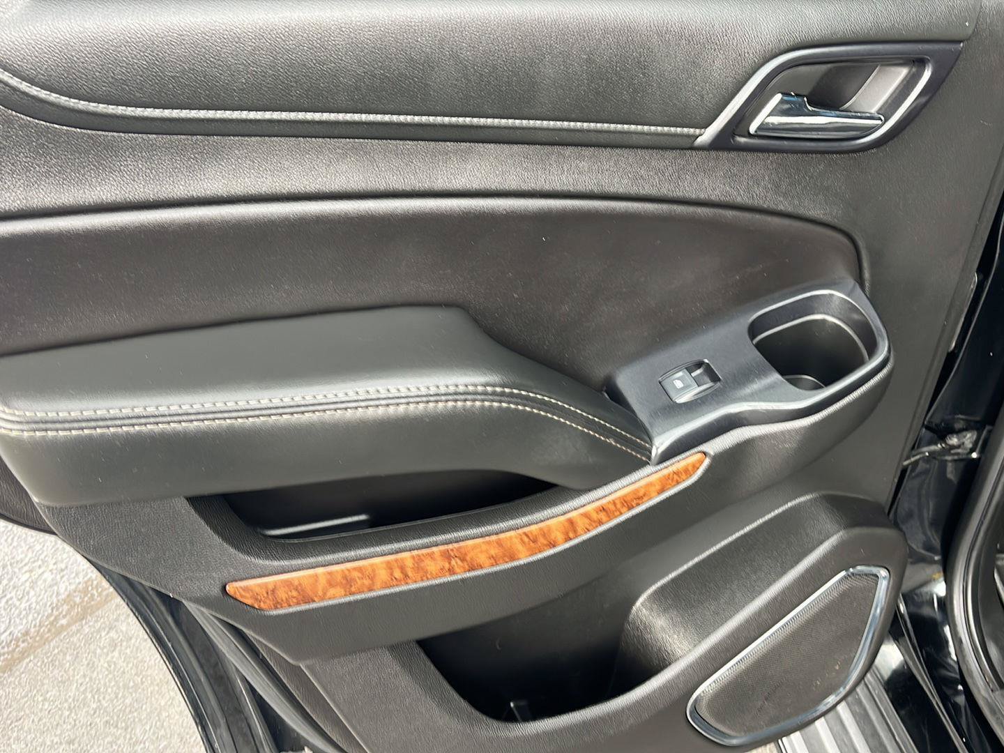 Used 2019 Chevrolet Tahoe Premier AWD/4WD image 22