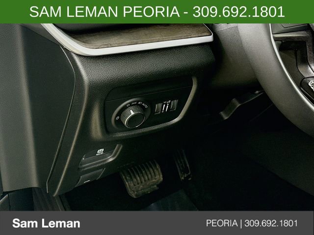 New 2026 Jeep Grand Cherokee Altitude image 10