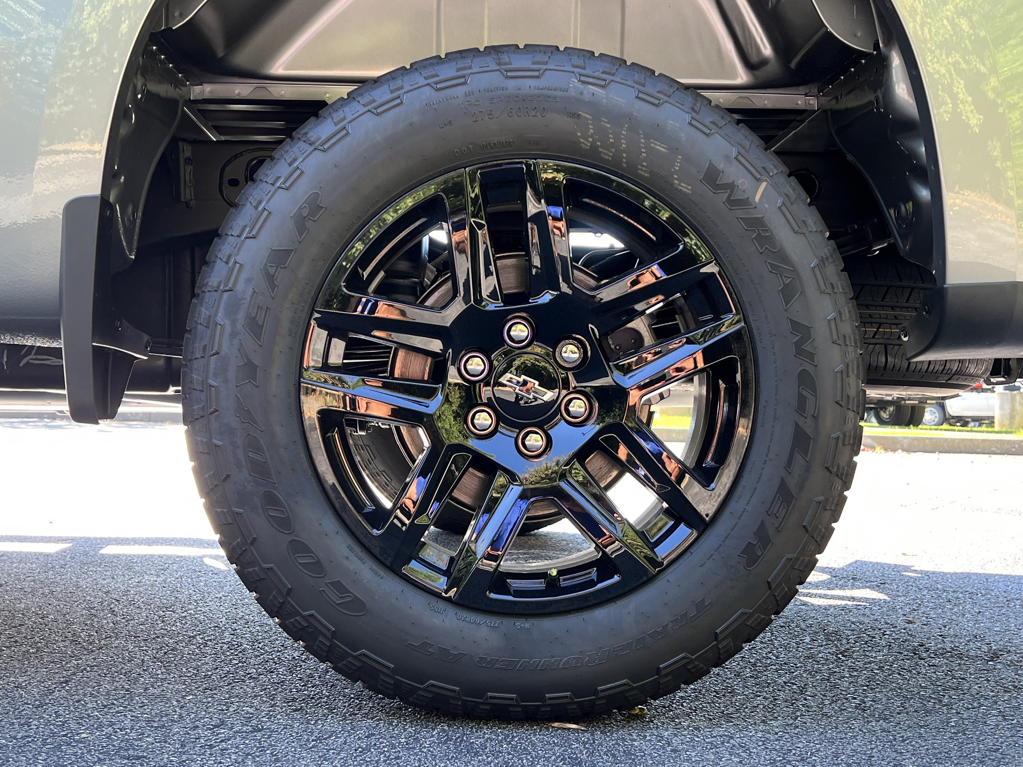 New 2026 Chevrolet Silverado 1500 Custom w/ Turbomax Blackout Package AWD/4WD image 42