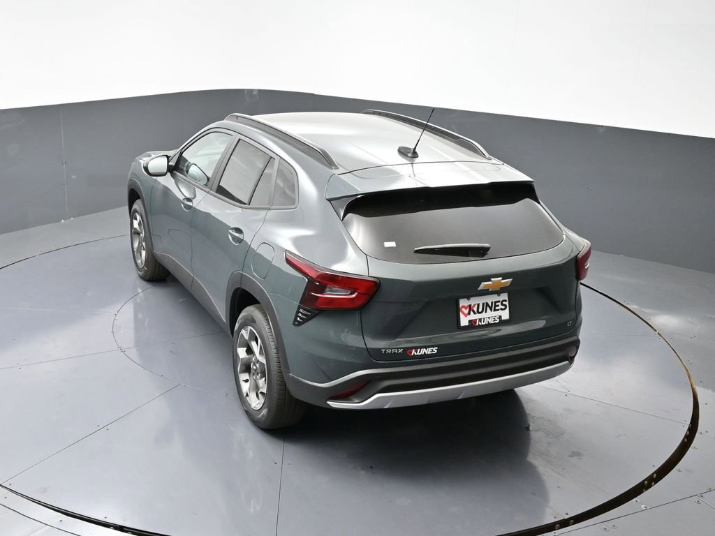 New 2025 Chevrolet Trax LT w/ Driver Confidence Package image 39