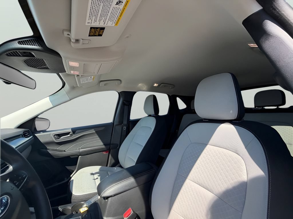 Used 2025 Ford Escape Active FWD image 17