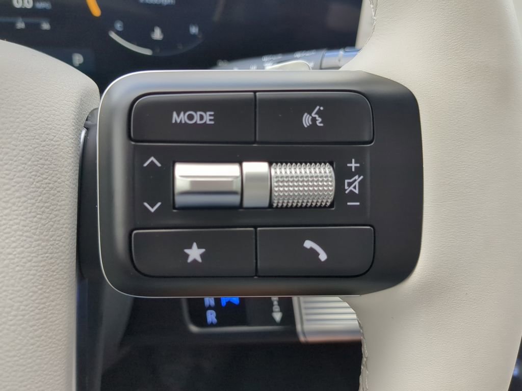 New 2025 Hyundai Santa Fe Limited image 13