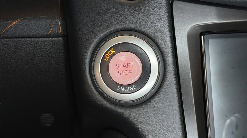 Used 2009 Nissan 370Z Touring image 24